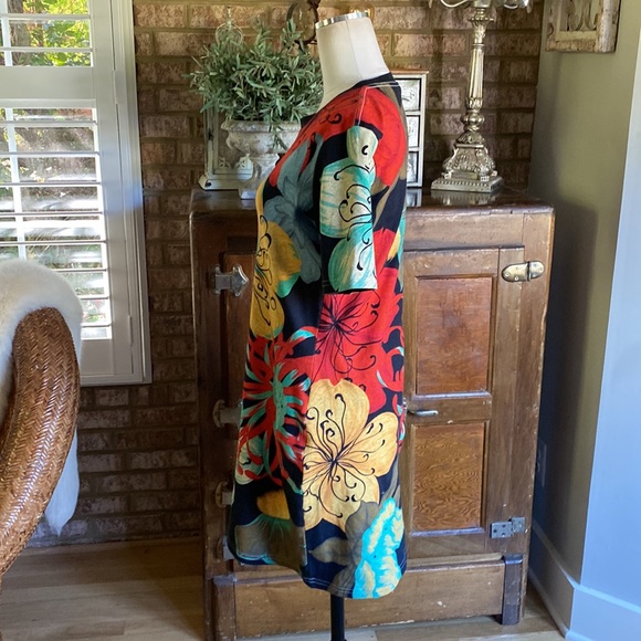 THE KIT. FLORAL PRINTED SHORT SLEEVE DRESS MEDIUM EXCELLENT - Picture 3 of 6